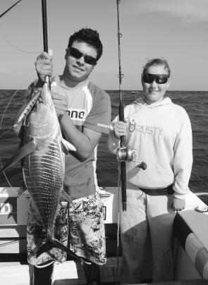 Andrew and Rebecca Finney with a fat little yellowfin taken on a Halco Laser Pro 190 DD and Torsa/T-Curve 200 combo. 